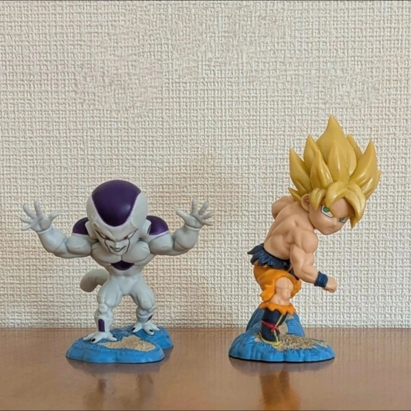 Capsule Toy Gashapon - ฟิกเกอร์ดราก้อนบอล ซุปเปอร์ไซย่า โกคู จาก Bandai แบบ